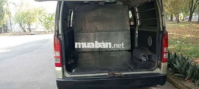 Toyota Hiace 2008  Van 6 Chỗ máy dầu Sàn Inox Zin