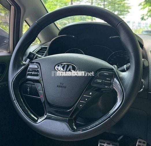 Kia Cerato 1.6 AT 2018 tên tư nhân