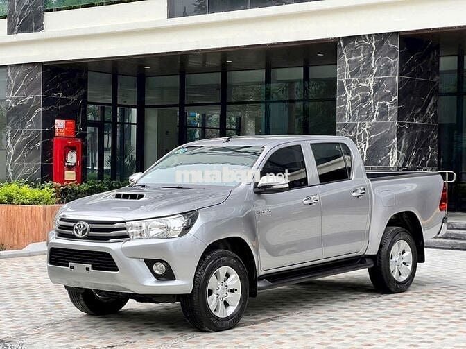 Toyota Hilux 2016 2.5E 4x2 MT - 90000 km