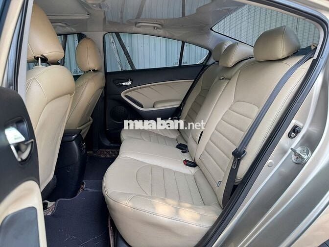 Kia Cerato 1.6 AT 2018 tên tư nhân