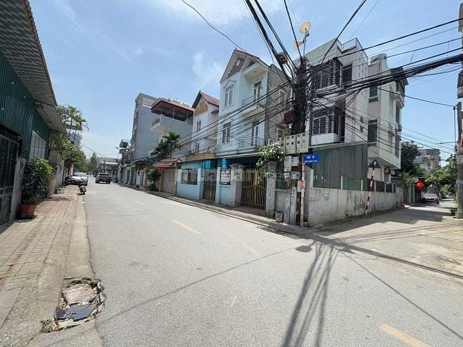 BÁN ĐẤT PHÂN LÔ GIANG BIÊN – 62M2 – MT 5.7M – Ô TÔ tránh – GIÁ 10.1 tỷ