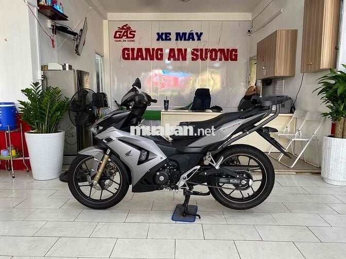 Honda winner v4 150 đk 2024 màu bạc nhám bstp