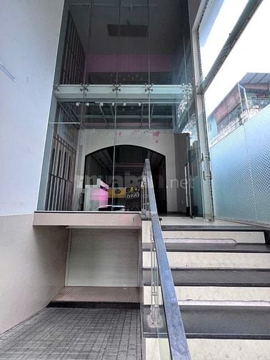 Cho thuê MT Nguyễn Trãi Quận 5 6*18m 1 lầu giá 60tr