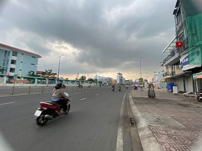 Cho thuê nhà mt Tên Lửa, Bình Tân, 10x20m, trệt, 45tr, đường số 7, 28t
