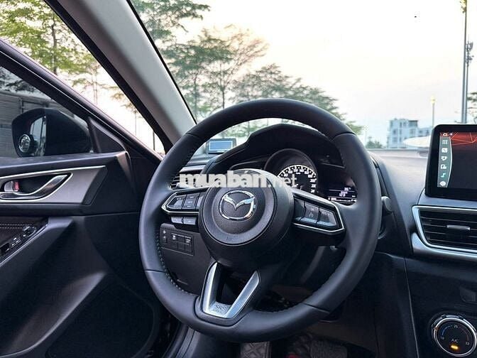 Mazda 3 2017 1.5 facelip tên tư nhân