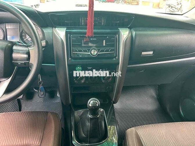 Toyota Fortuner 2017 2.4G 4x2 - 128 km