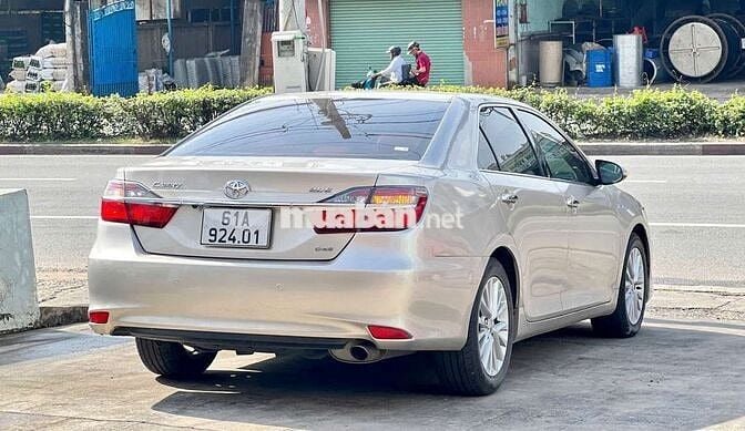 Toyota Camry 2017