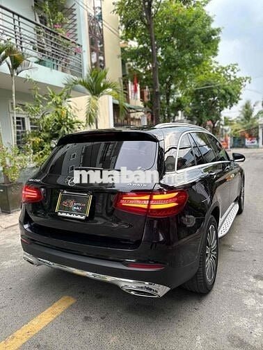 Mercedes GLC 250 4MATIC - 81000 km . Sản xuat 2018