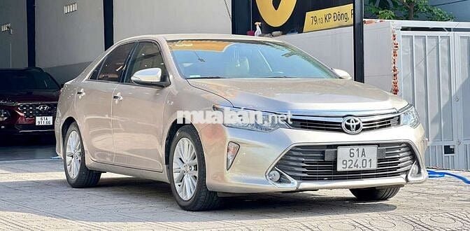Toyota Camry 2017