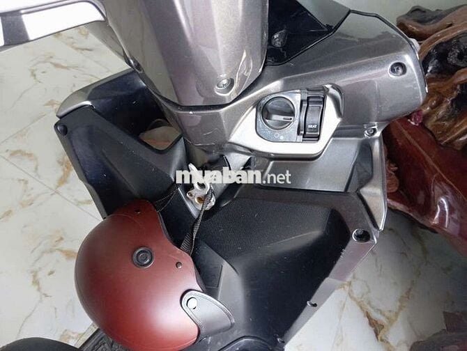 Click thái 125, smart key