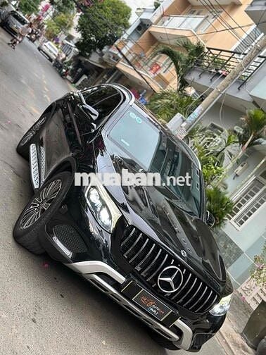 Mercedes GLC 250 4MATIC - 81000 km . Sản xuat 2018