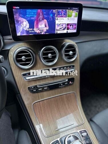 Mercedes GLC 250 4MATIC - 81000 km . Sản xuat 2018