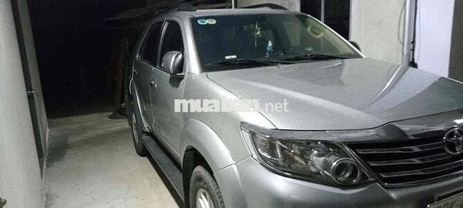 Toyota Fortuner 2014 - 125000 km