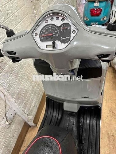Piaggio Vespa Super GTS 150 3Vie Đời 2016