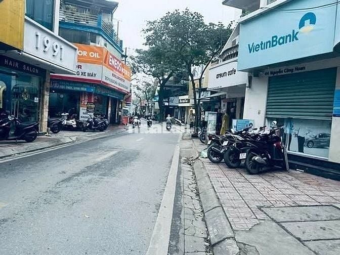 BÁN NHÀ MP SỐ 44 NGUYỄN CÔNG HOAN–VỊ TRÍ VÀNG TRUNG TÂM BA.DTSD 460 m2