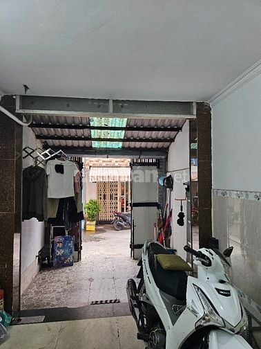 Cho thuê đầy đủ tiện nghi tại 214/C33 Nguyễn Trãi P.NCT Q1 chỉ 3 triệu