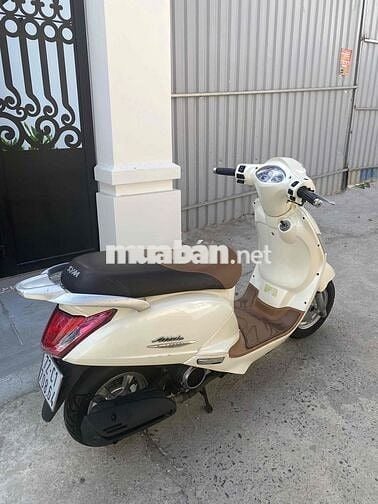 Elizabeth fi màu nhám biển 72 xe đẹp mấy zin