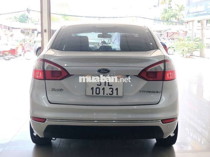 Ford Fiesta Titanium 2016 Bảo Hành 6 Tháng