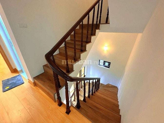 Chị Lê cần đổi nhà muốn bán căn Phú Đô 37m2*3 vtri Vàng chỉ 6,5 tỷ