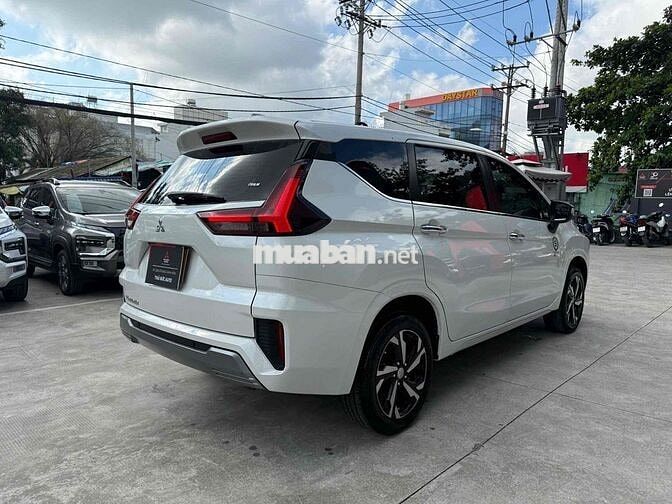 Mitsubishi Xpander 2022 AT Premium - 42000 km