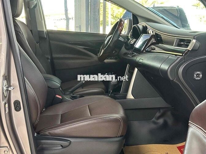 Innova 2020 2.0G -12.000 km(ĐI ÍT,GIÁ CÒN GIẢM)