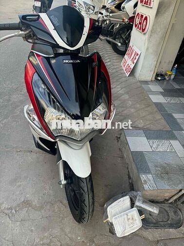 2012 xe đẹp máy zin êm đúng chu