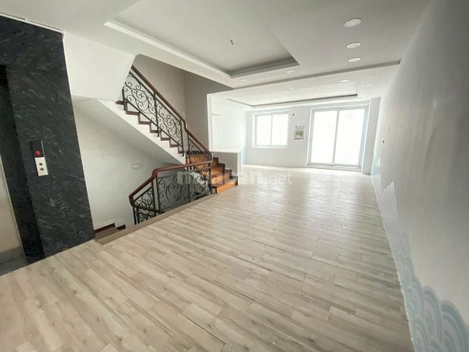 Nhà cho thuê Cityalnd Mặt Tiền Phan Văn trị (ngay Emart) có Thang Máy