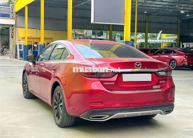 Mazda 6 2.0AT 2019 màu đỏ rất mới - 21000 km