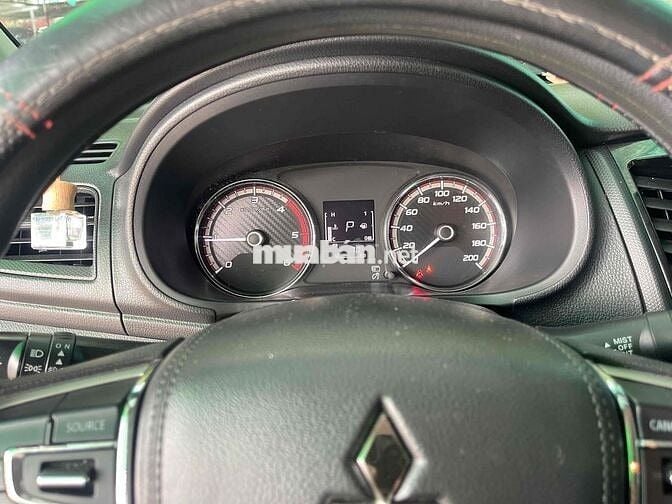 Mitsubishi Triton 2022 4x2 AT MIVEC - 64000 km