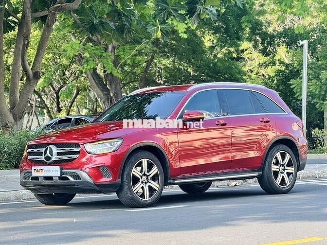 MERCEDES GLC200 4MATIC 2022, ĐỎ-KEM SIÊU ĐẸP
