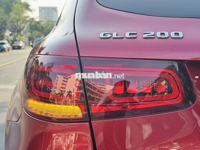 MERCEDES GLC200 4MATIC 2022, ĐỎ-KEM SIÊU ĐẸP