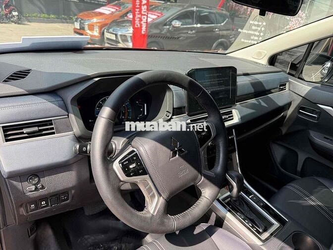 Mitsubishi Xpander 2023 Cross - 15600 km