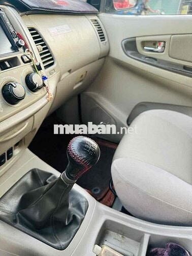 Toyota Innova 2014 E - 168000 km