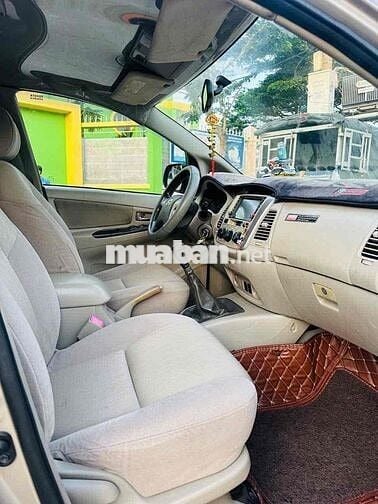 Toyota Innova 2014 E - 168000 km