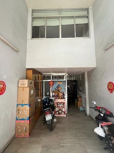 Góc Mặt tiền đường,có hẻm sau,4Tầng,5PN,thông ra Tr Hưng Đạo,Ng Trãi