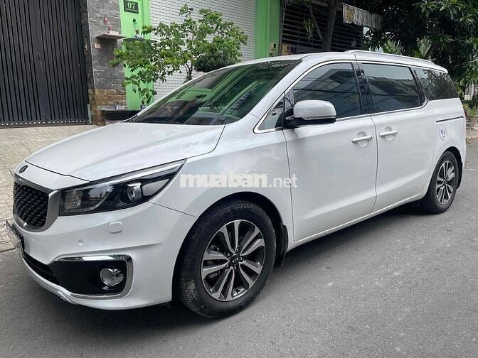 Kia Sedona 2017 2.2 DATH - 76000 km