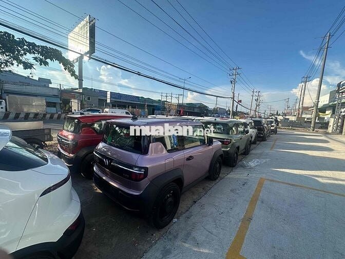 Còn 1 chiếc VF3 vàng ***