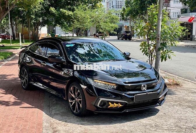 Honda Civic 2019 1.5 Turbo RS. Xe GĐ 1 Chủ. Có BH