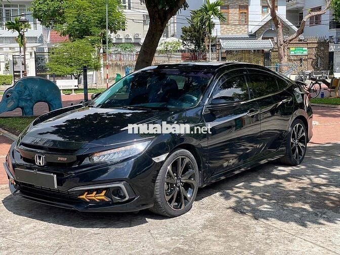 Honda Civic 2019 1.5 Turbo RS. Xe GĐ 1 Chủ. Có BH