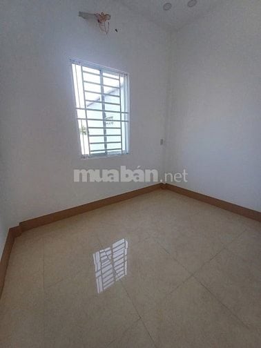 Bán nhà đẹp trệt lầu nằm trên mặt tiền hẻm 2 đường Bùi Hữu Nghĩa, phườ