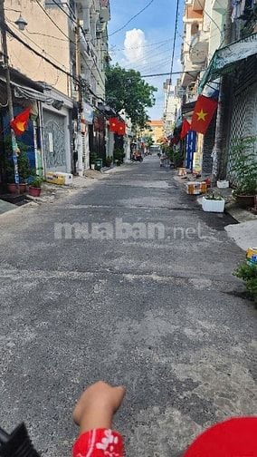 bán nhà hẻm xe hơi thông thoáng đường phạm đăng giảng DT 4x13 