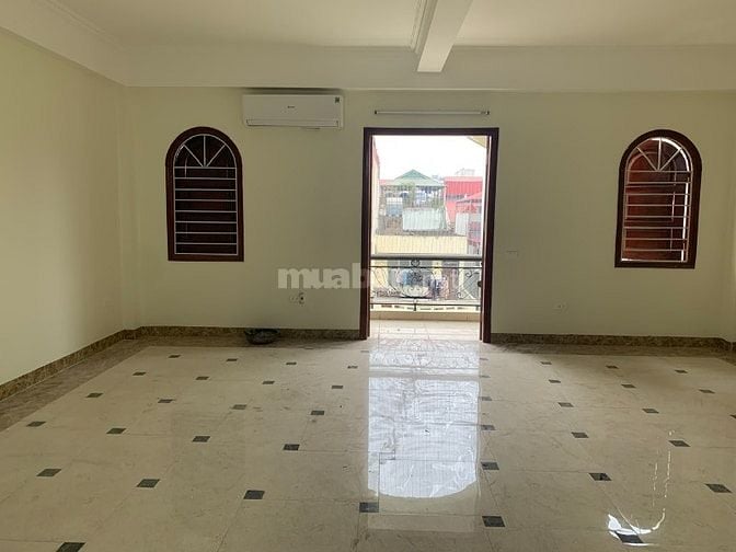 Bán nhà 6 tầng mặt tiền khu phố sầm uất Hà Đông