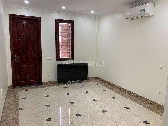 Bán nhà 6 tầng mặt tiền khu phố sầm uất Hà Đông