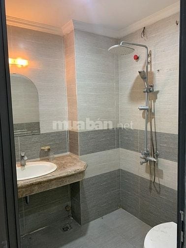 Bán nhà 6 tầng mặt tiền khu phố sầm uất Hà Đông