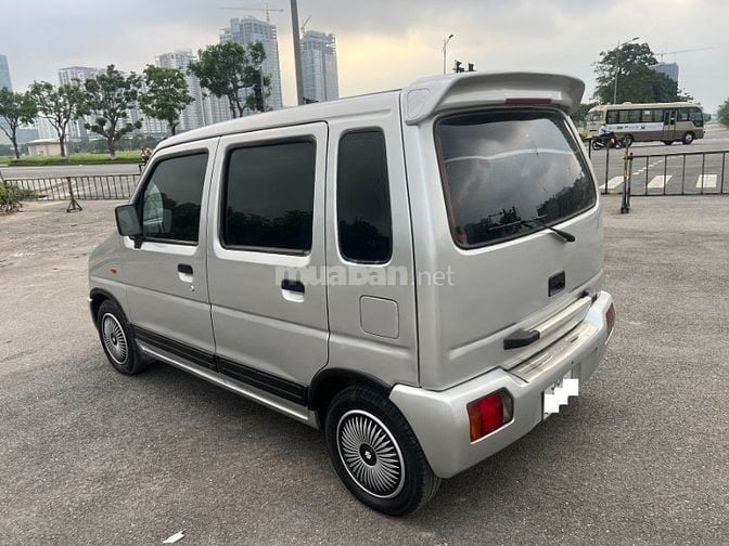 Bán xe suzuki WagonR màu bạc,biển HN