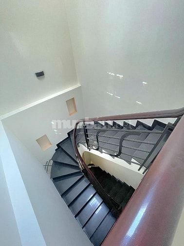 Bán nhà mặt tiền chính chủ ( kinh doanh đa ngành nghề )