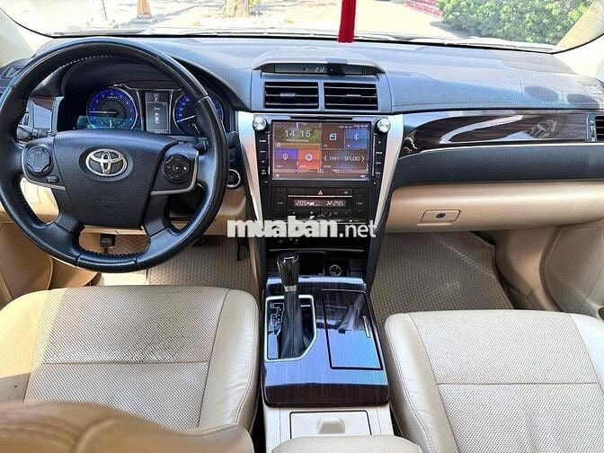 CAMRY 2.0E 2018 -Có hỗ trợ Bank- Giá còn giảm
