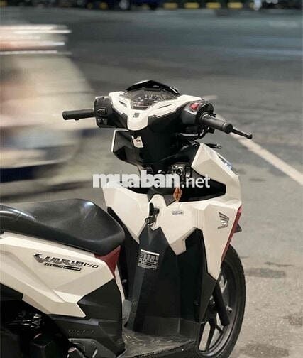Bán xe vario 150 mẫu cũ bao êm biển sài gòn