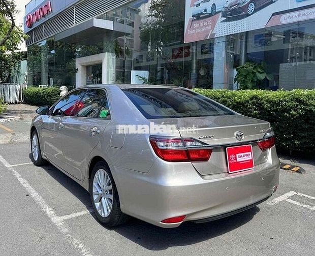 CAMRY 2.0E 2018 -Có hỗ trợ Bank- Giá còn giảm