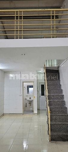 Cho thuê cặp 2 nhà ngõ 93 phố Nghĩa Dũng, Ba Đình